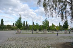 Mauerpark-WalkYourDog-10