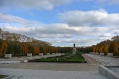 Treptower-Park-WalkYourDog-7